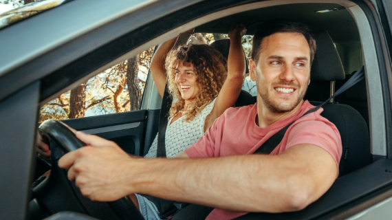 Faça-se à estrada com descontos imediatos. Reserve o seu usado online.